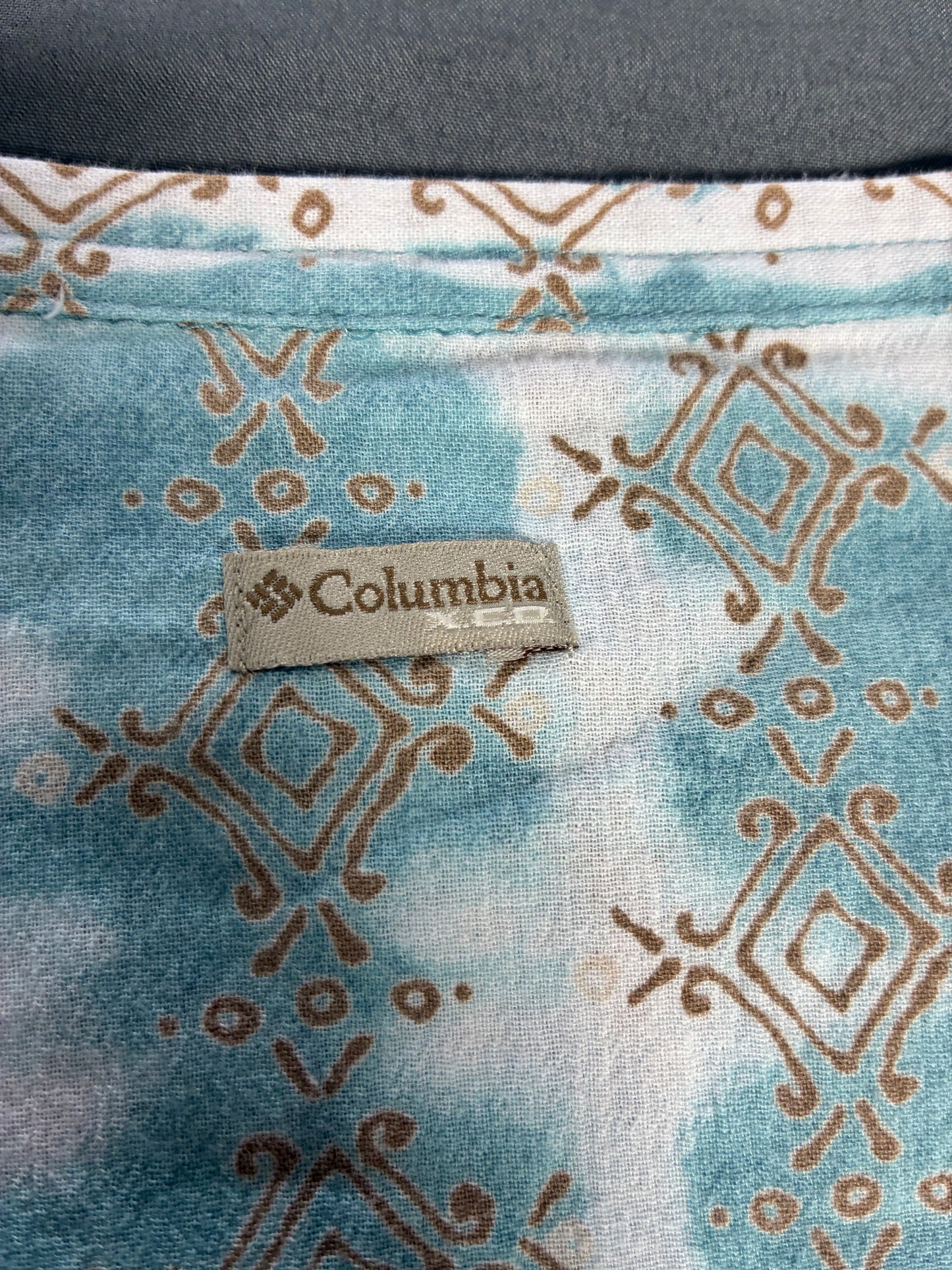 Columbia Women's Short Sleeve Shirt